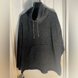 Nike pullover size small